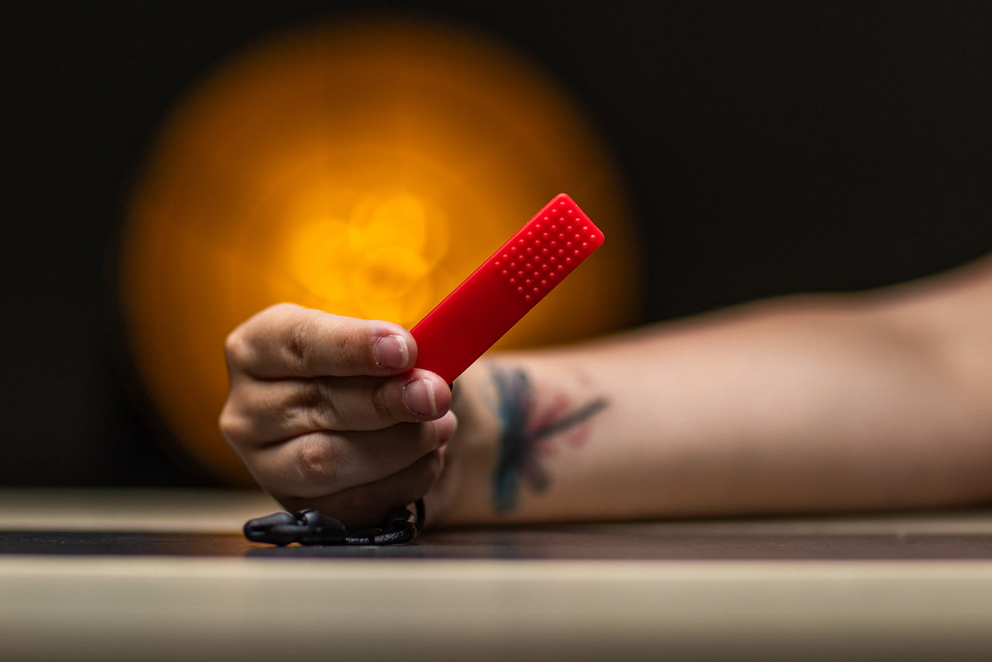 Collier sensoriel à mâcher domino