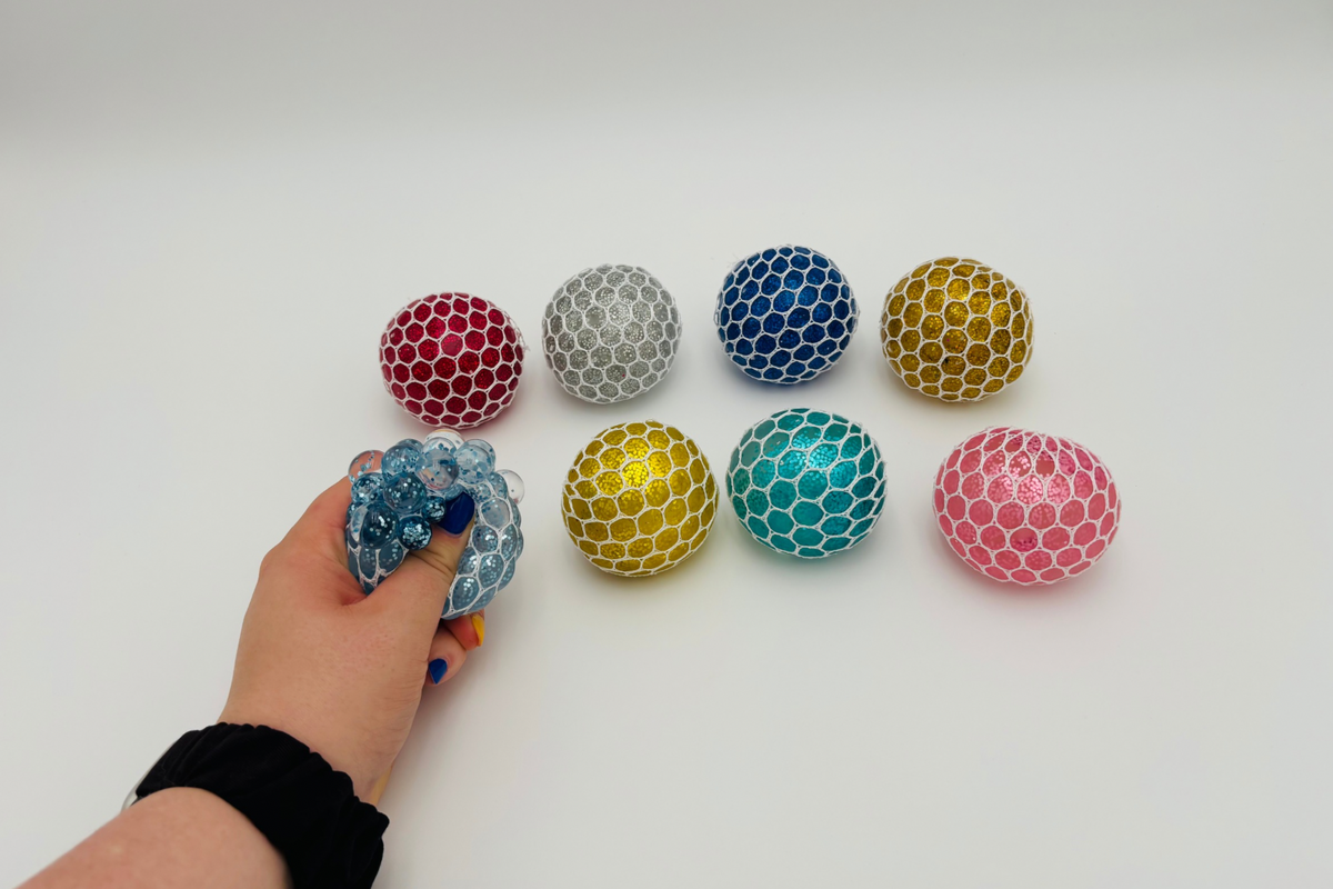 Petite balle anti-stress rose en caoutchouc véritable à rebond élevé pour enfants et adultes Petite balle anti-stress rose en caoutchouc véritable à rebond élevé pour enfants et adultes