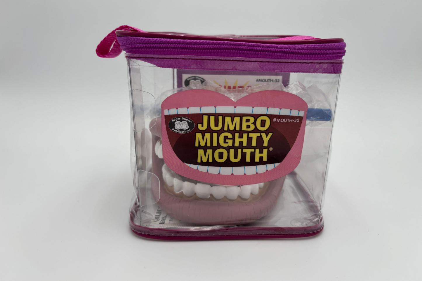 Marionnette bavarde géante