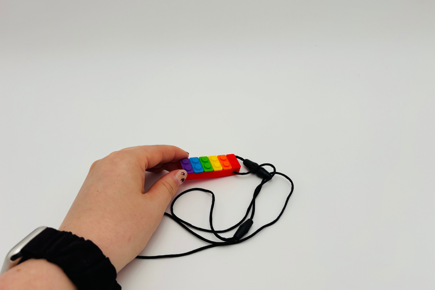 Collier sensoriel à mâcher domino