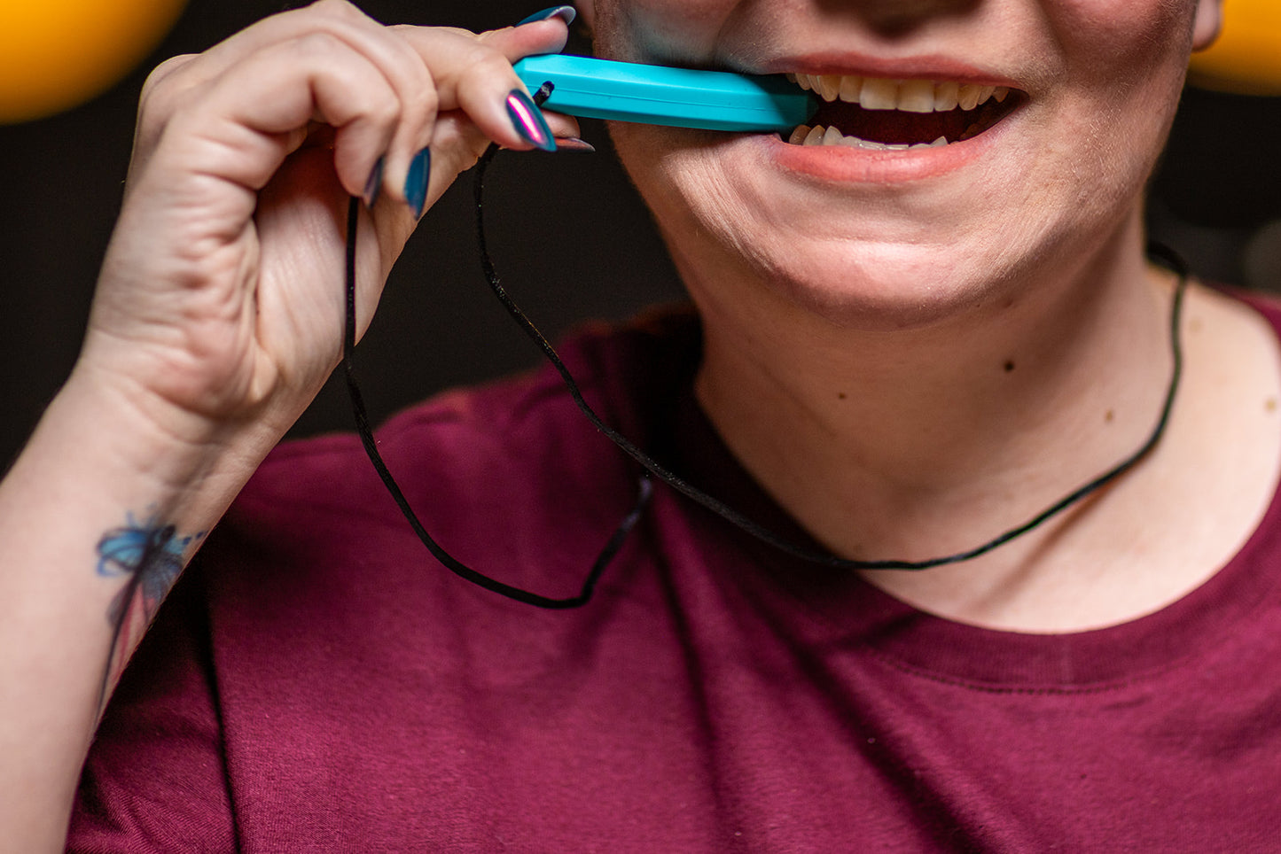 Collier sensoriel à mâcher pierre précieuse