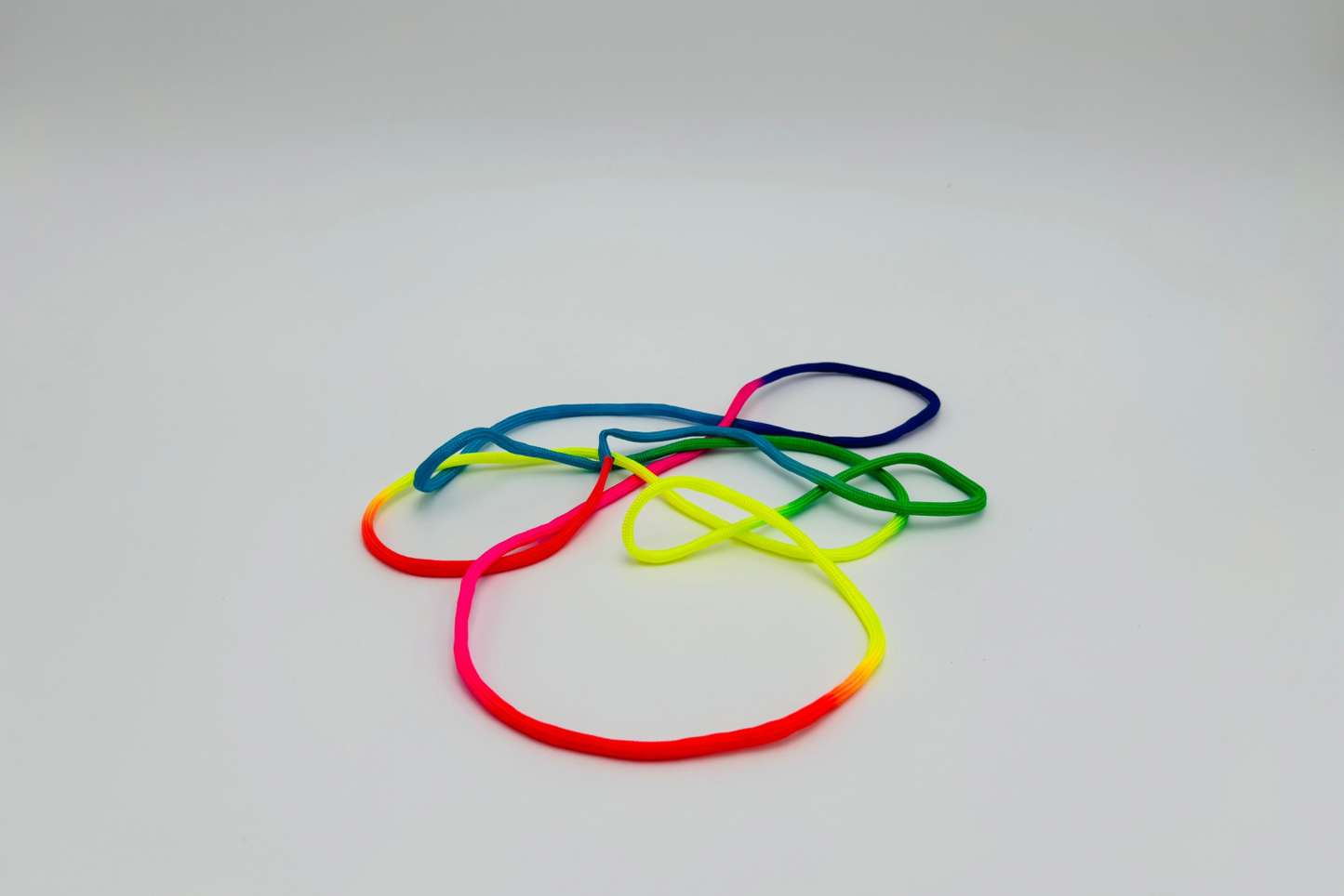 Corde à doigts ( jeu de ficelle)