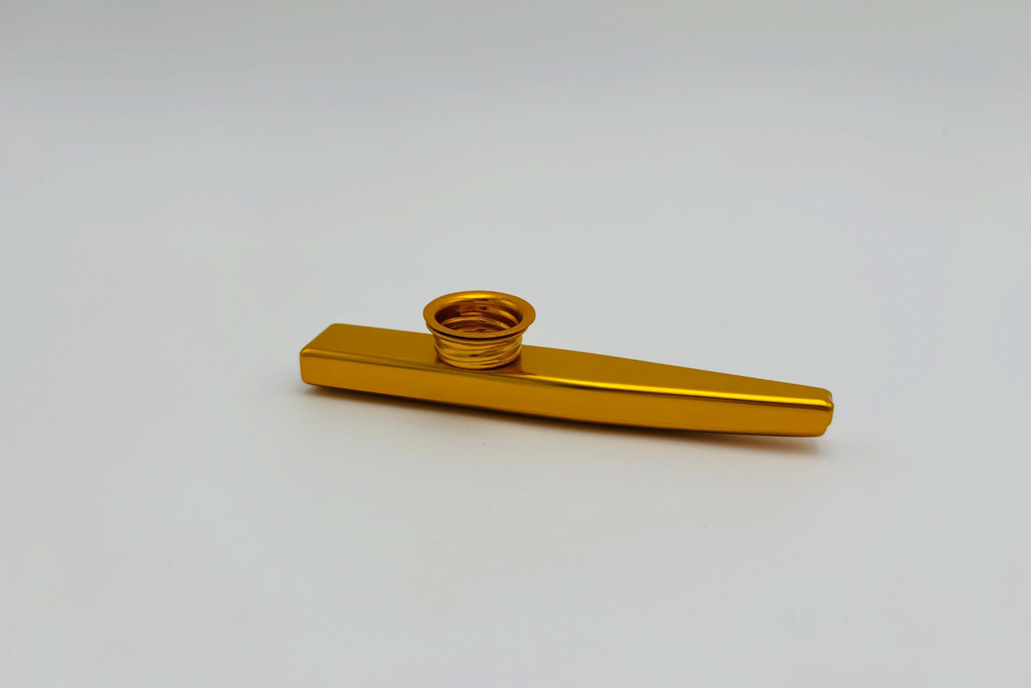 Kazoo métal coloré