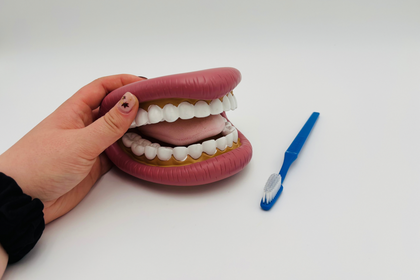 Marionnette bavarde géante