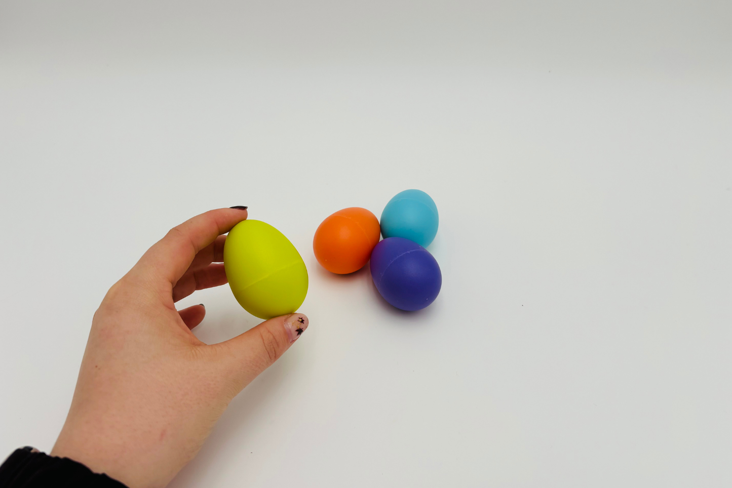 Oeufs maracas lot de 4