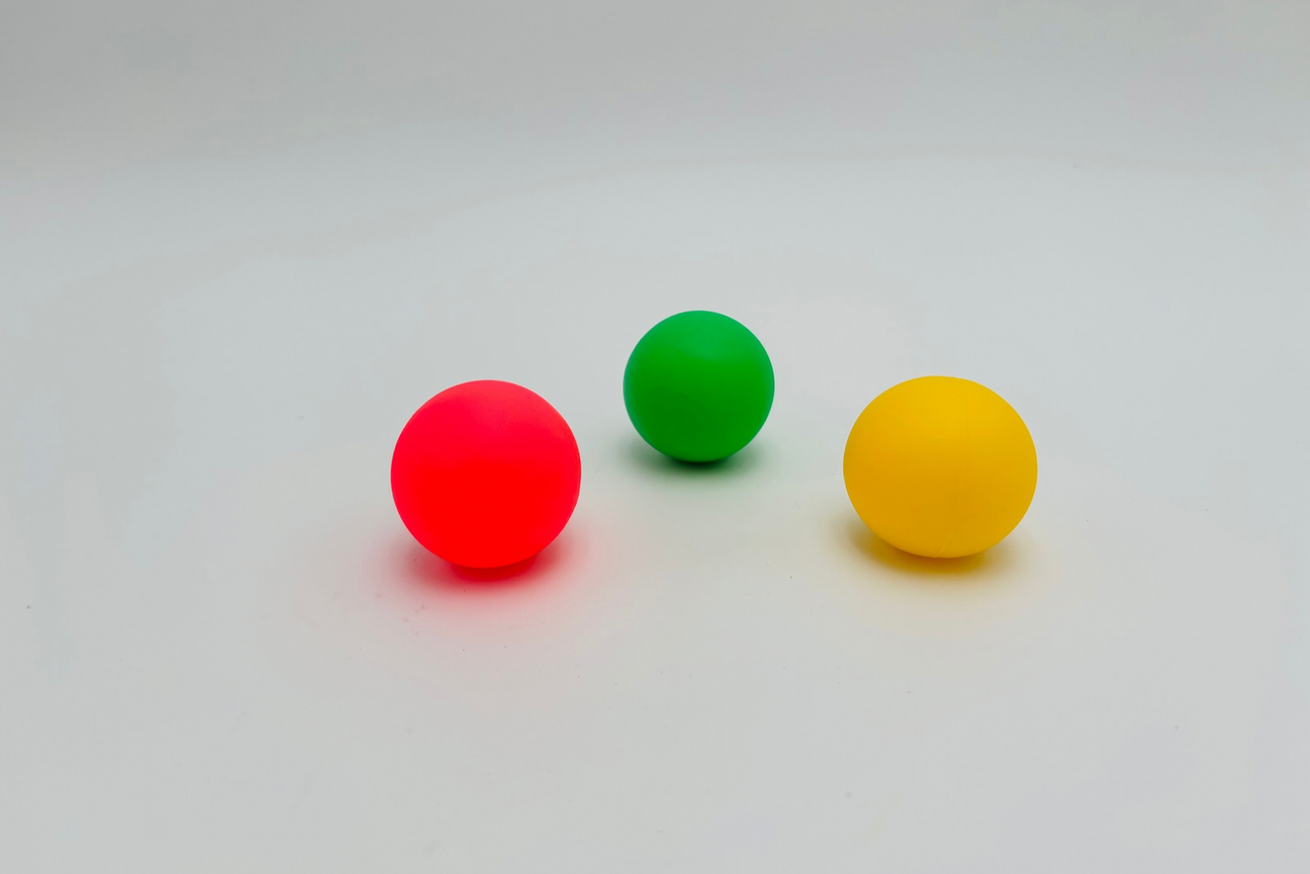 Petites balles lot de 3