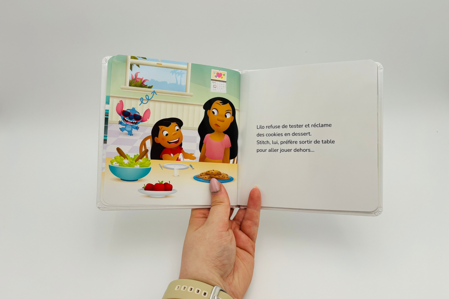 Livre "Stitch mange de tout"