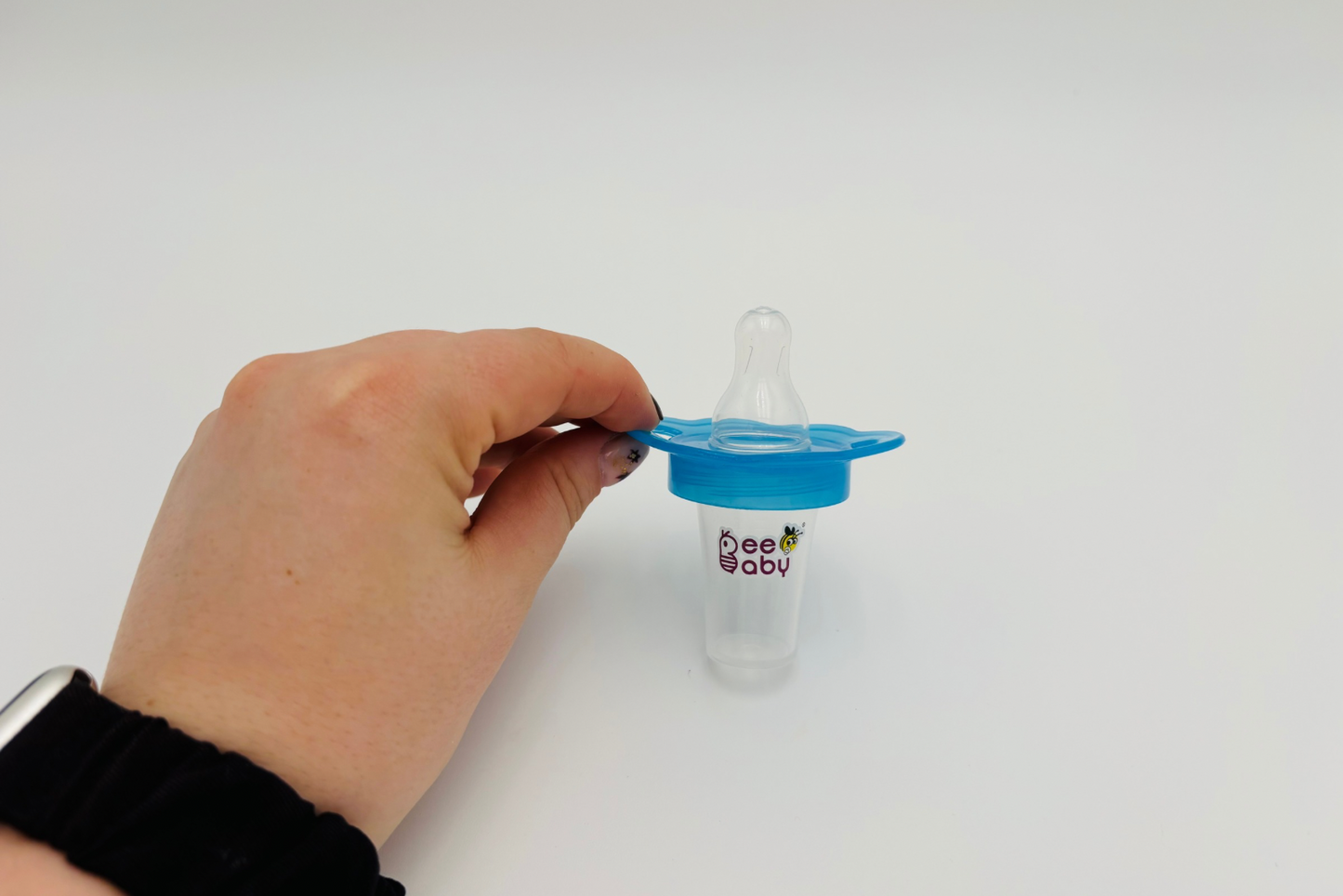 Tétine à boire (distributrice de liquide ou médicament)