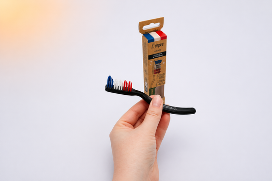 Brosse de nettoyage gouttières, appareils dentaires amovibles et prothèses