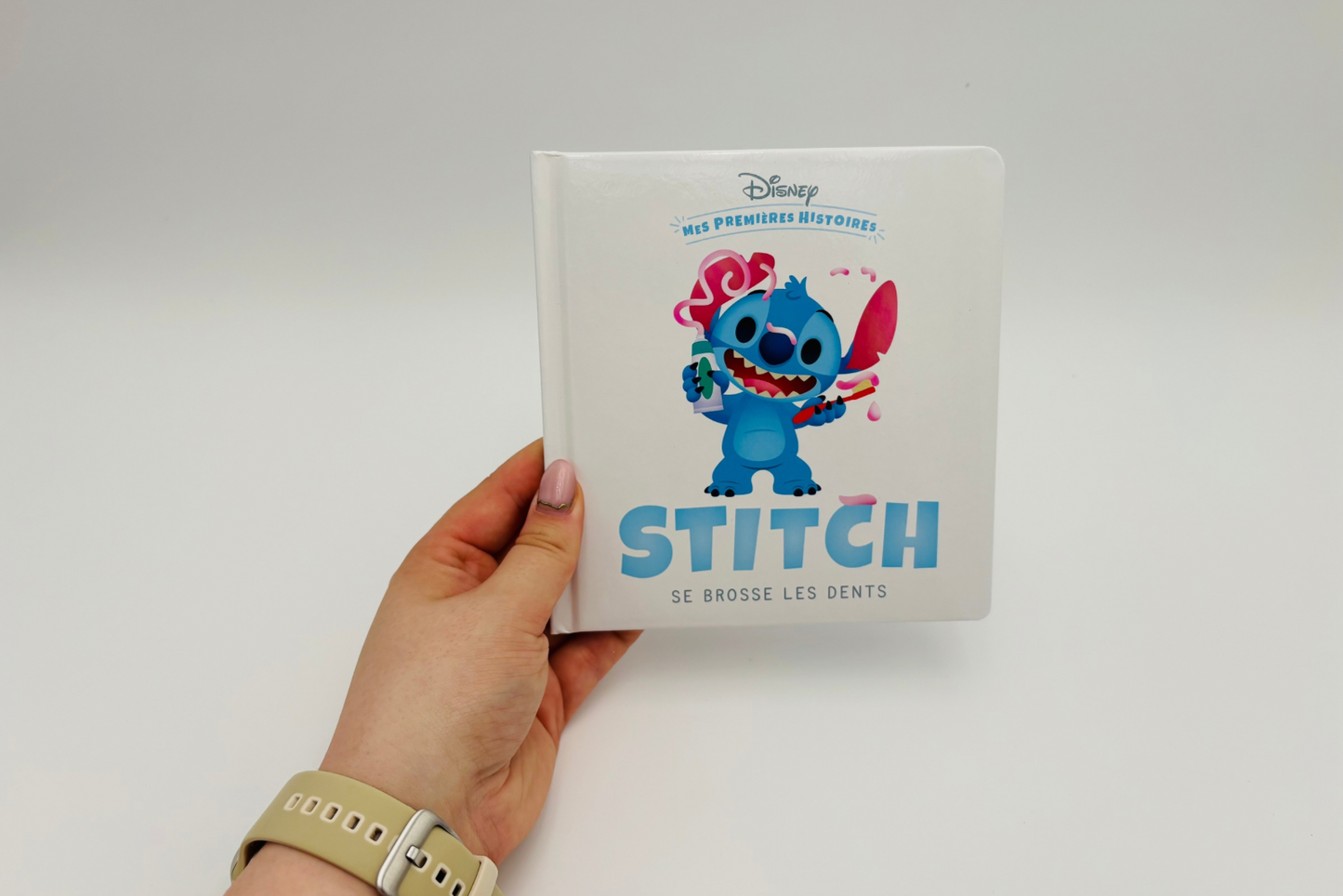 Livre / Puzzle "Stitch se brosse les dents"