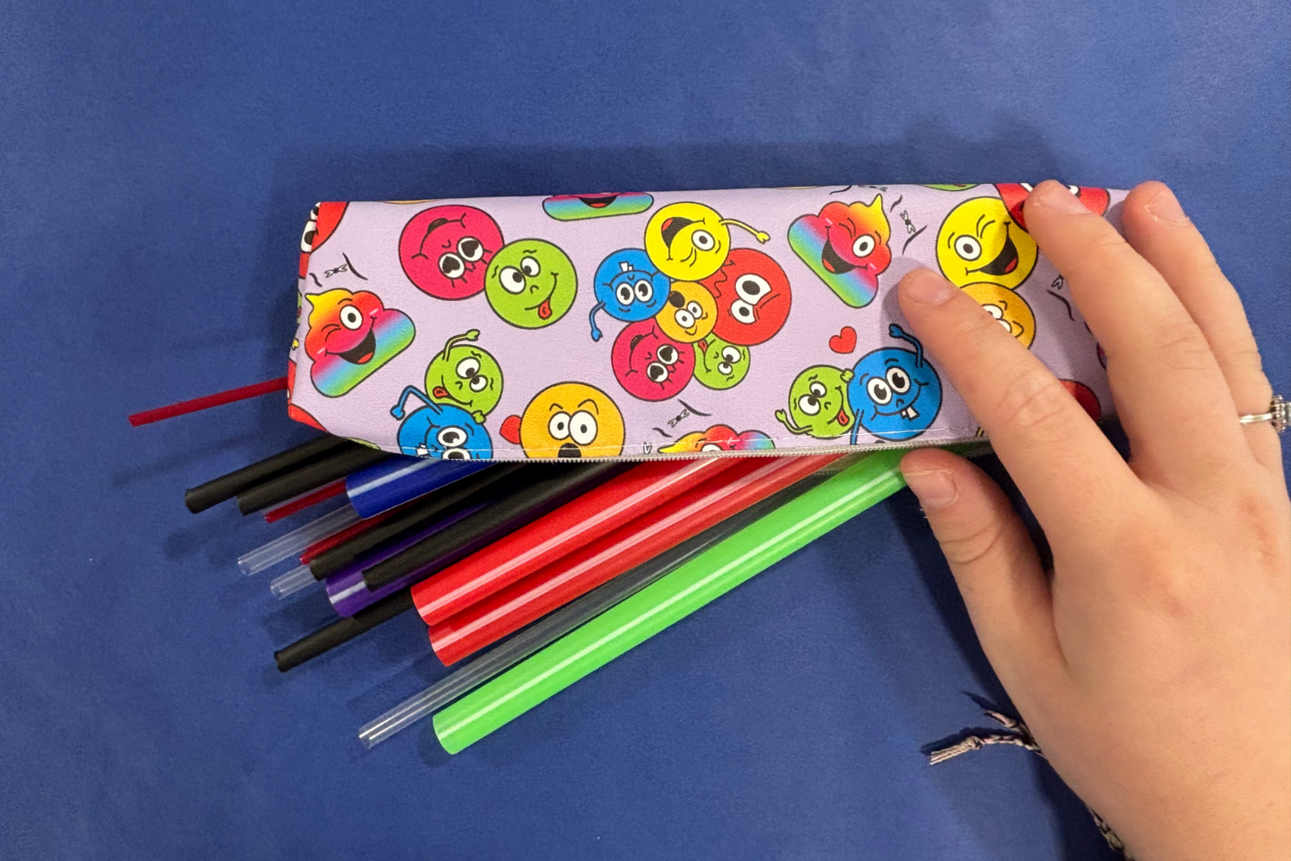 Trousse avec pailles