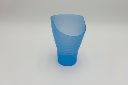 Verre à découpe nasale